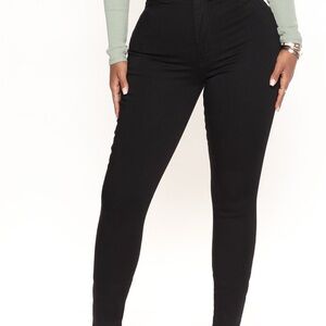 Fashion Nova Black Skinny Jeans High-Rise